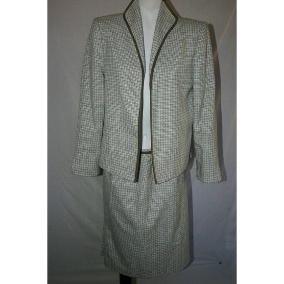 Liz Claiborne Women's Olive Green White Suit Jacket Skirt Office Business Size 8